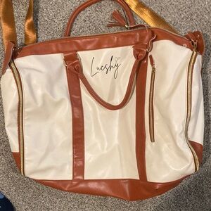 Lucshy dufflebag carry-on- garment bag and duffle in one